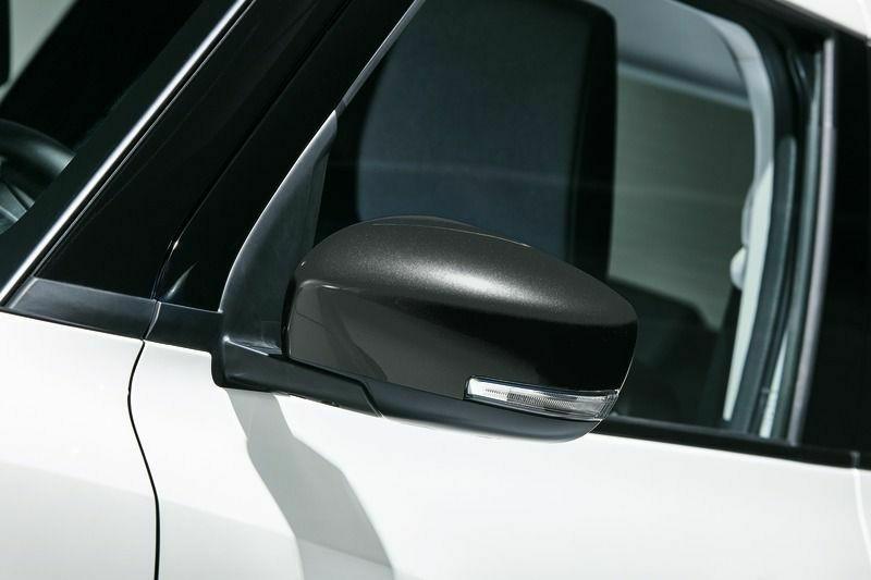 Exterior Styling | Door Mirror Cover Lh (With Turn Signal) – Super Black Pearl Metallic Exterior Accessories Exterior Styling