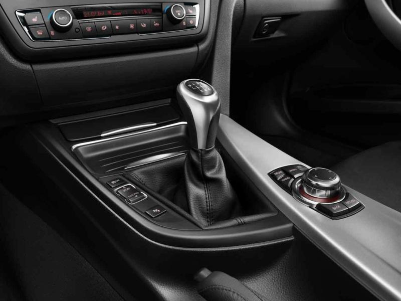 Interior Styling | Genuine Sport Gear Knob+Gaiter Boot Leather Black/Chrome Interior Accessories Interior Styling